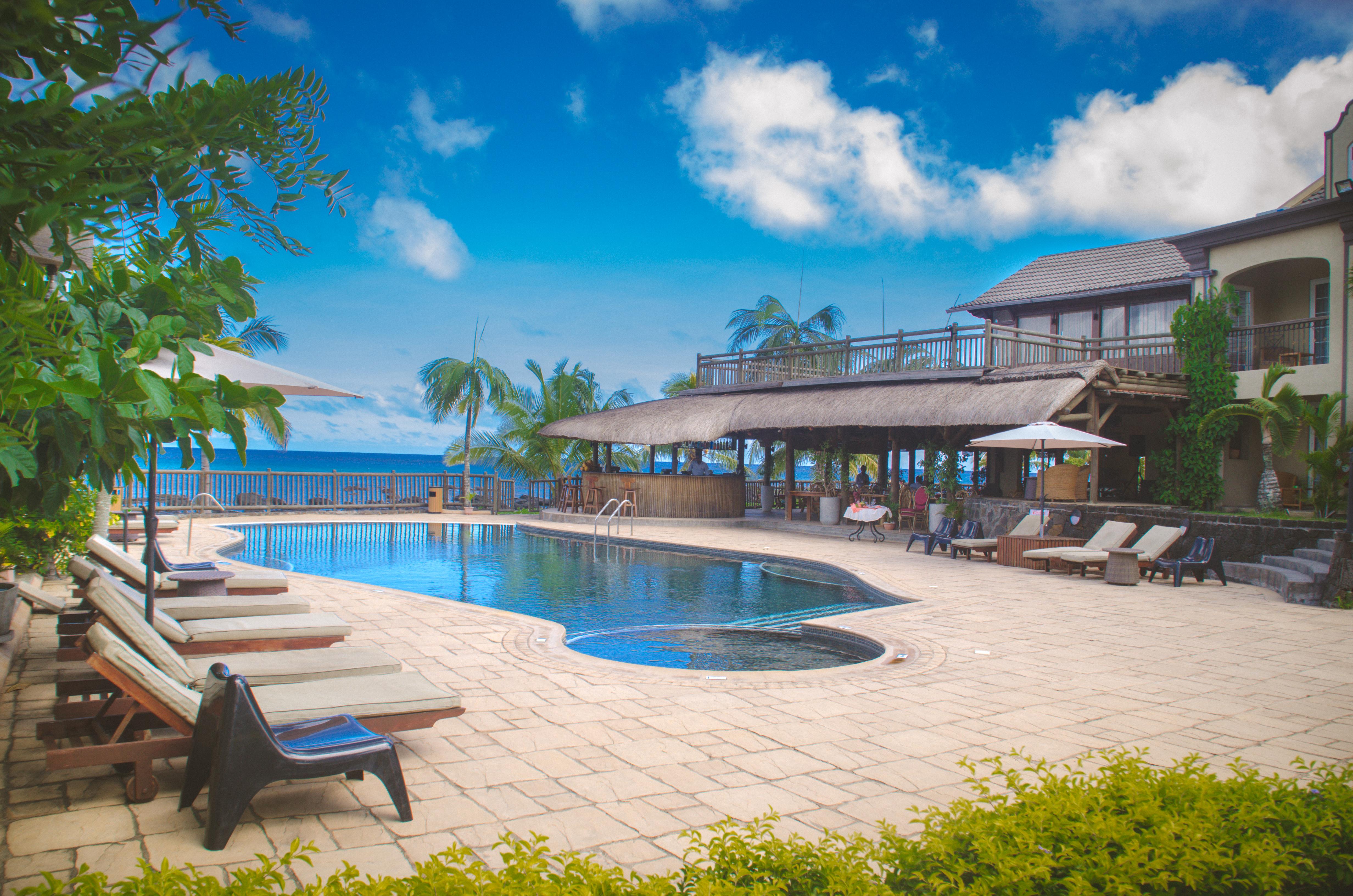 Sunset Reef Resort & Spa Pointe aux Piments Exterior photo