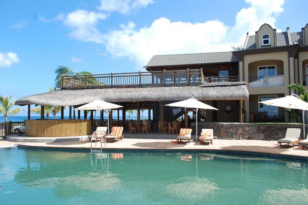 Sunset Reef Resort & Spa Pointe aux Piments Exterior photo